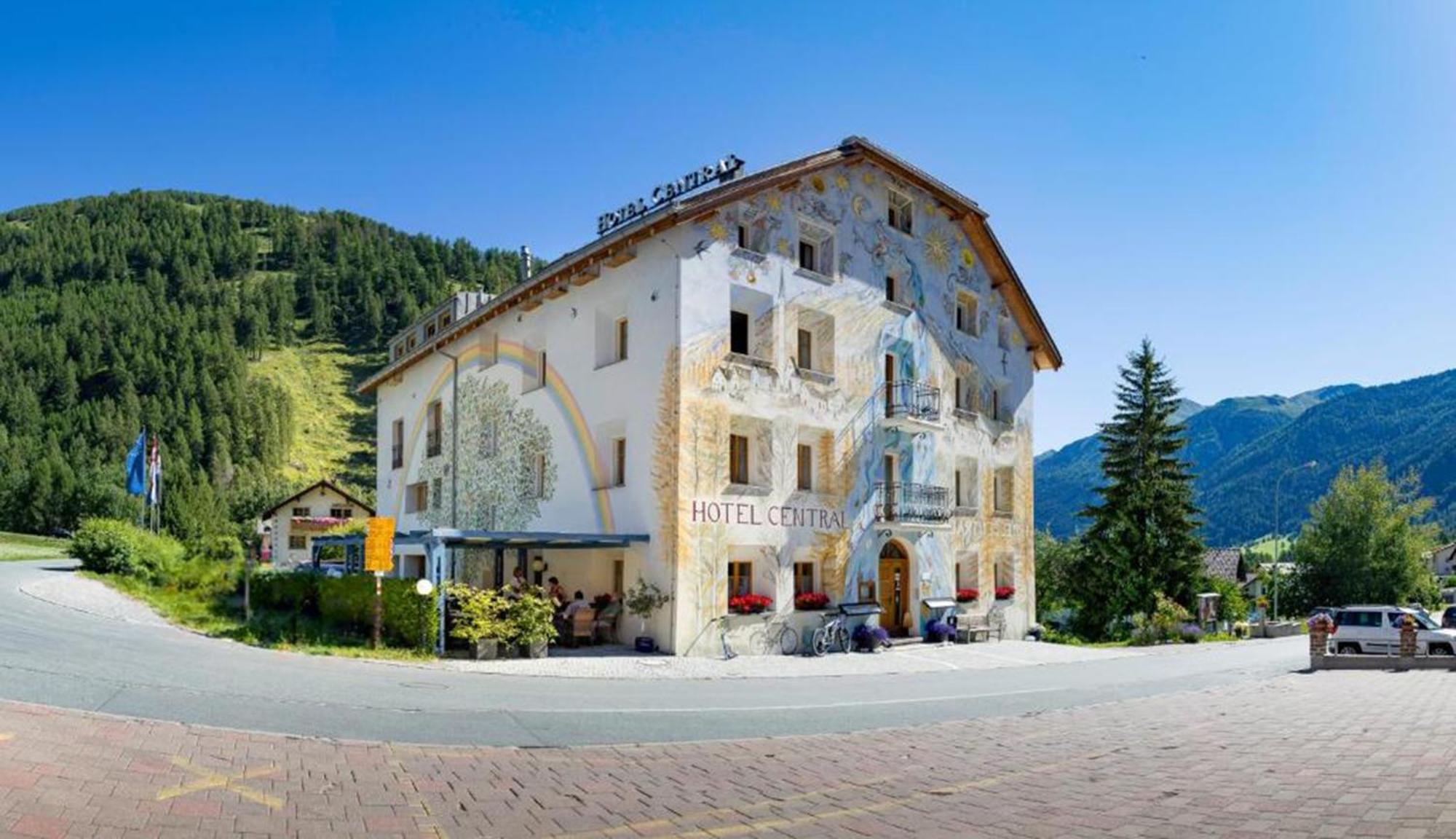 Hotel Central La Fainera Superior Valchava Exterior photo